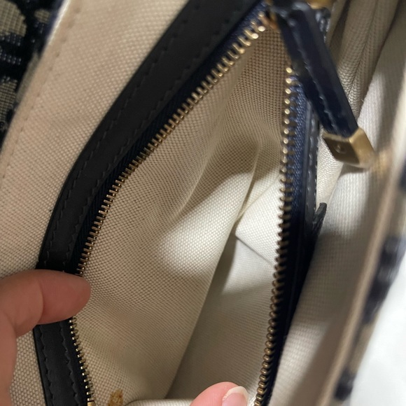 💙🤍Iconic Dior saddle bag-Regular size. - Picture 9 of 13